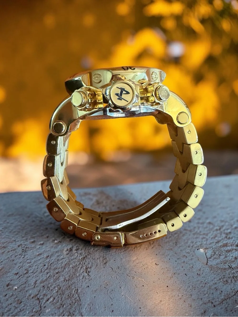 Invicta VENOM Reserve Gold tone 1000M 54MM 13886